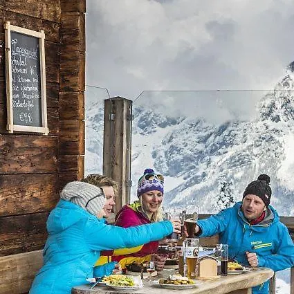 Kaiserflats & Appartamento Scheffau am Wilden Kaiser